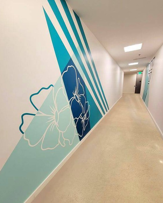 mural decorativo en local comercial calafell